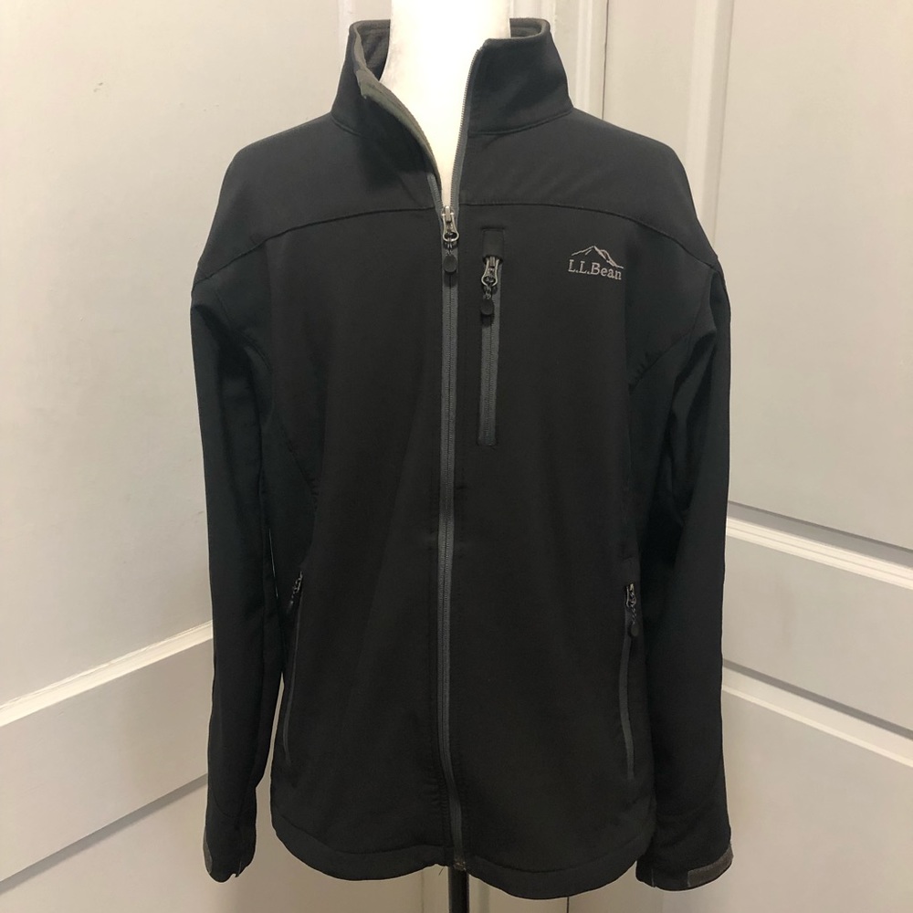 L l bean shell windbreaker jacket size medium